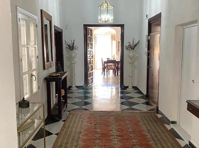 Gran Casa Senorial De 300M En Centro Historico